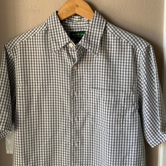 DAVID TAYLOR Plaid Short Sleeve Button Down Shirt - Picture 1 of 7